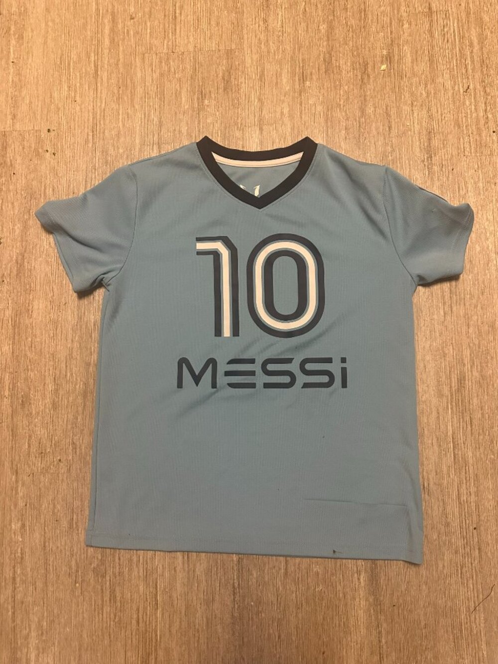 Boys Athletic Lionel Messi Collection Soccer T-Shirt Size Kids M (10-12)